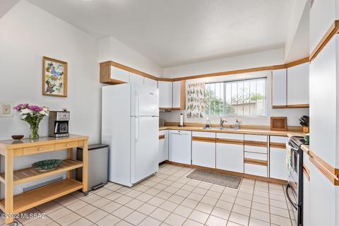7052 E 4th St, Tucson, AZ 85710 photo 22
