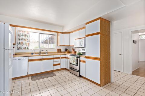 7052 E 4th St, Tucson, AZ 85710 photo 21