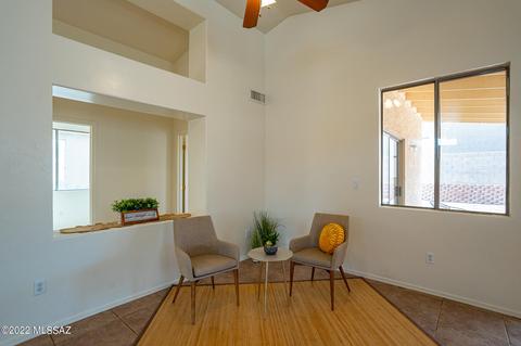 8718 E Chimney Spring Dr, Tucson, AZ 85747 photo 4