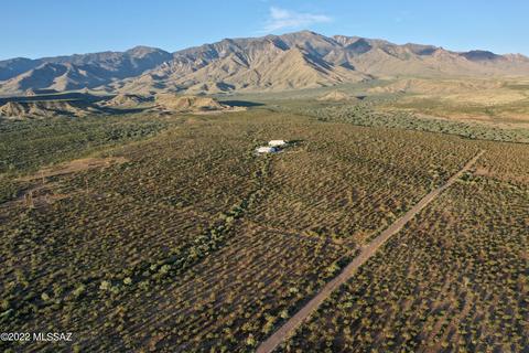 W Rincon Canyon Road, Safford, AZ 85546