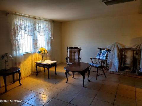 4686 E 25th St, Tucson, AZ 85711 photo 6