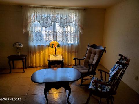 4686 E 25th St, Tucson, AZ 85711 photo 8