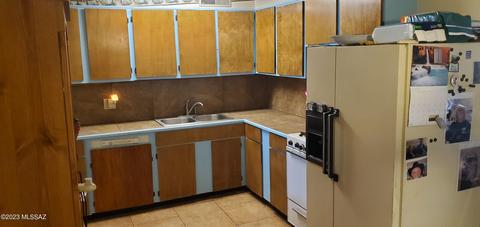 4686 E 25th St, Tucson, AZ 85711 photo 18