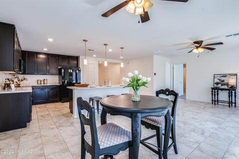 14222 E Spokeshave Dr, Vail, AZ 85641 photo 2
