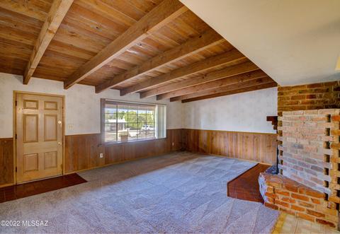 6830 E Koralee St, Tucson, AZ 85710 photo 2