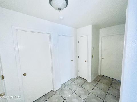 6402 E Cyclone Dr, Tucson, AZ 85730 photo 9