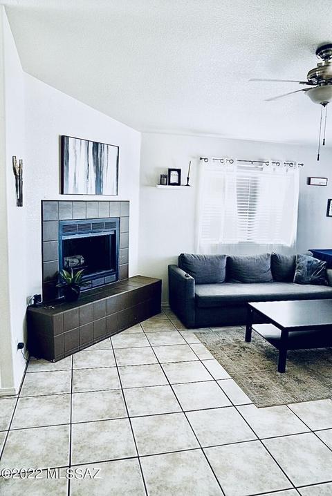 6402 E Cyclone Dr, Tucson, AZ 85730 photo 2