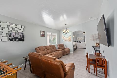 7017 E Strike Eagle Way, Tucson, AZ 85730 photo 6