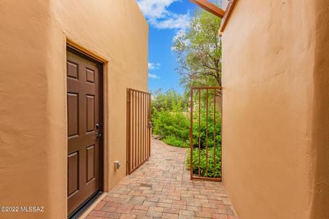 5403 E Francisco Loop, Tucson, AZ 85712 photo 3