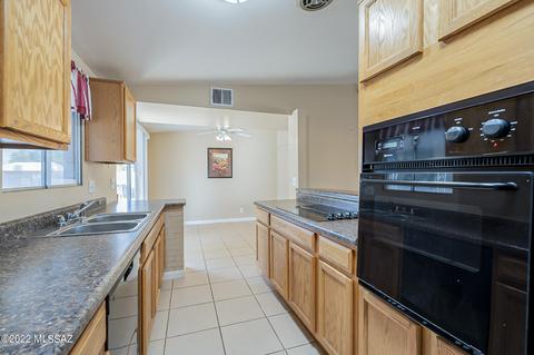 7018 E Hayne Pl, Tucson, AZ 85710 photo 18