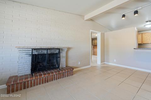 7018 E Hayne Pl, Tucson, AZ 85710 photo 12