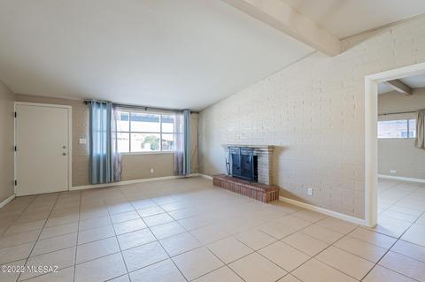 7018 E Hayne Pl, Tucson, AZ 85710 photo 9