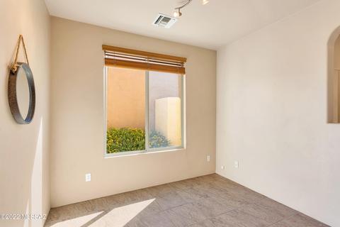 7668 E Sierra Park Loop, Tucson, AZ 85710 photo 9