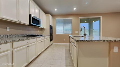 10806 E Franklin Falls Way, Vail, AZ 85641 photo 3