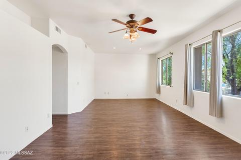 7622 W Sugar Ranch Rd, Tucson, AZ 85743 photo 4