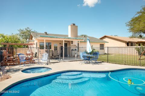7601 S Falster Ave, Tucson, AZ 85747 photo 2