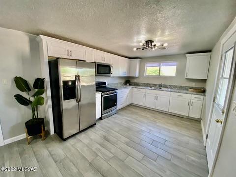 339 E 34th St, Tucson, AZ 85713 photo 1