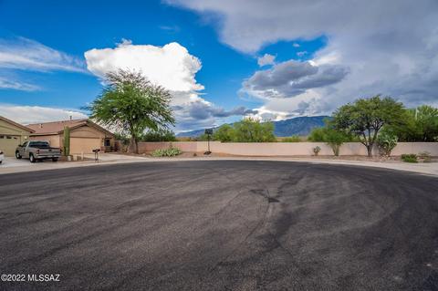 2587 E Chisel Ct, Oro Valley, AZ 85755 photo 1