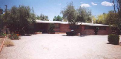 5321 E 3rd St, Tucson, AZ 85711 photo 2
