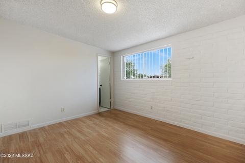7641 E Apple Tree Dr, Tucson, AZ 85730 photo 8