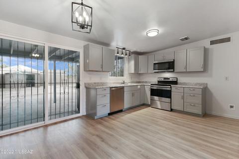 7641 E Apple Tree Dr, Tucson, AZ 85730 photo 6