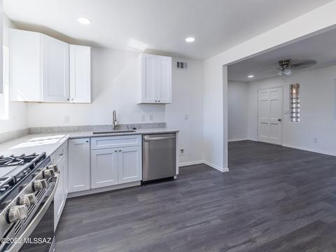 4638 E 6th St, Tucson, AZ 85711 photo 5