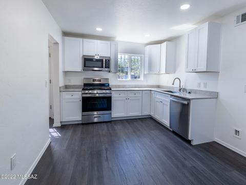 4638 E 6th St, Tucson, AZ 85711 photo 6