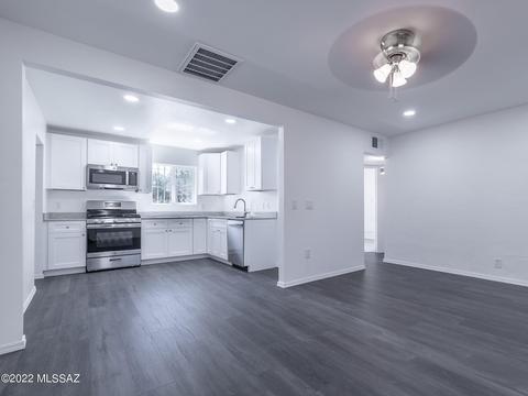 4638 E 6th St, Tucson, AZ 85711 photo 4