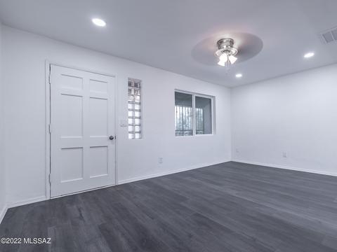 4638 E 6th St, Tucson, AZ 85711 photo 3