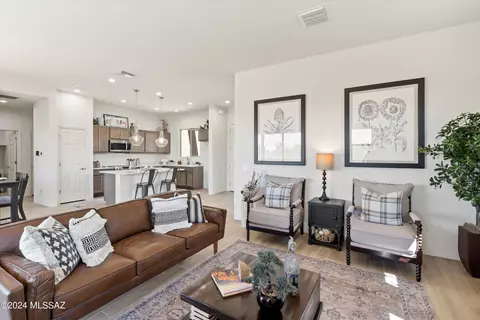 Living - 13858 E Langtry Ln, Tucson, AZ 85747 photo 3 of 3
