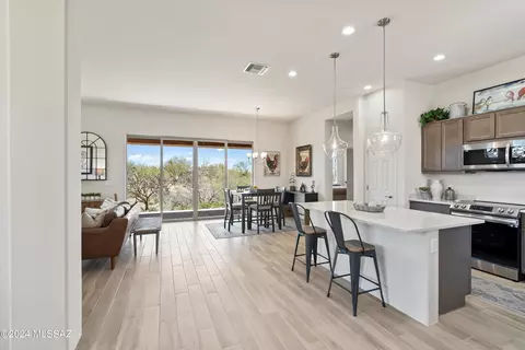 Kitchen - 13858 E Langtry Ln, Tucson, AZ 85747 photo 4 of 4