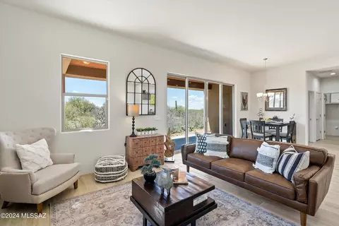 Living - 13858 E Langtry Ln, Tucson, AZ 85747 photo 1 of 3
