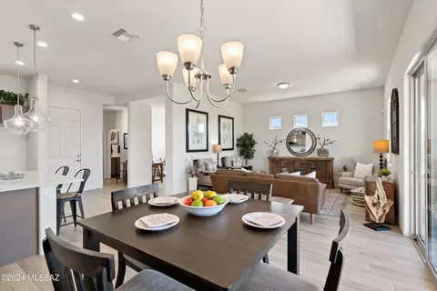 Dining - 13858 E Langtry Ln, Tucson, AZ 85747 photo 2 of 2