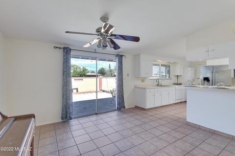 6111 E 18th St, Tucson, AZ 85711 photo 9