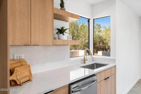 851 W Roller Coaster Rd, Tucson, AZ 85704 photo 7