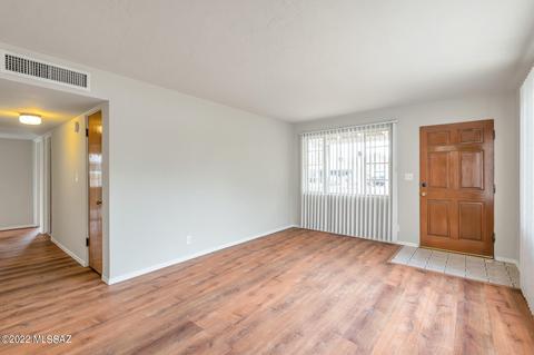 3126 E 29th St, Tucson, AZ 85713 photo 4