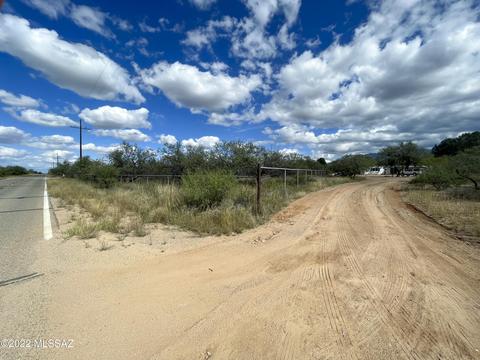 2050 W Eagle Way, Amado, AZ 85645 photo 2