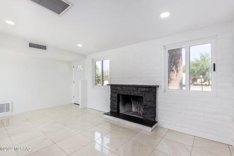 8282 E 18th St, Tucson, AZ 85710 photo 8