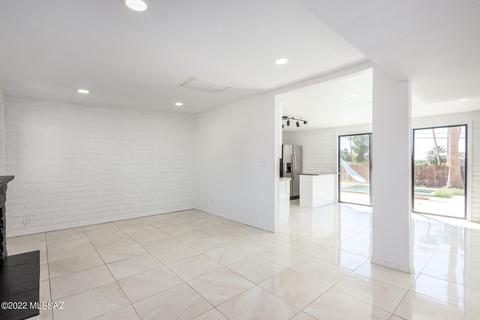 8282 E 18th St, Tucson, AZ 85710 photo 11