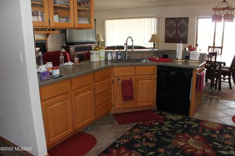917 E Christmas Tree Ln, Pearce, AZ 85625 photo 7