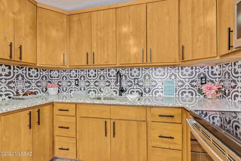 9 Elvado Rd, Tucson, AZ 85756 photo 11
