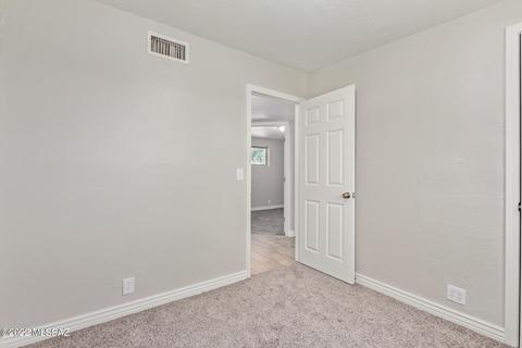 9 Elvado Rd, Tucson, AZ 85756 photo 21