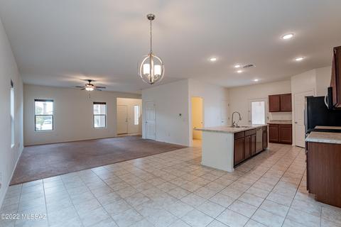 6554 E Brushback Loop, Tucson, AZ 85756 photo 5