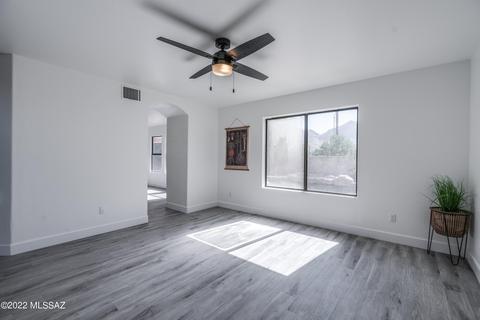 1540 E Grimaldi Pl, Tucson, AZ 85737 photo 13