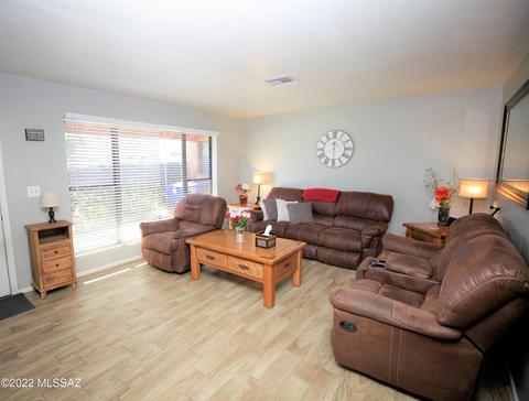 6325 E Julia St, Tucson, AZ 85710 photo 6