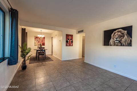 3102 E 30th St, Tucson, AZ 85713 photo 2