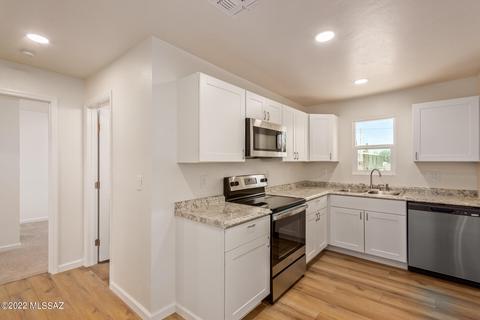 541 N Douglas Ave, Willcox, AZ 85643 photo 8