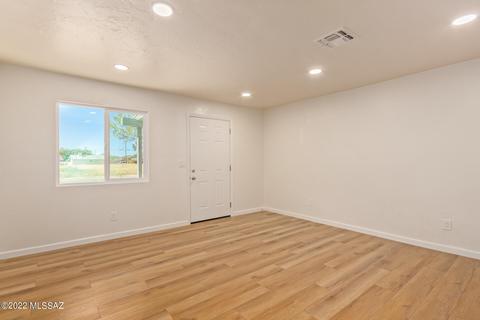 541 N Douglas Ave, Willcox, AZ 85643 photo 5