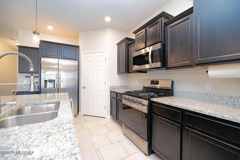 12181 E Domnitch Dr, Vail, AZ 85641 photo 9