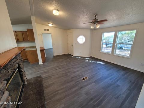 538 E Lodge Ln, Benson, AZ 85602 photo 4